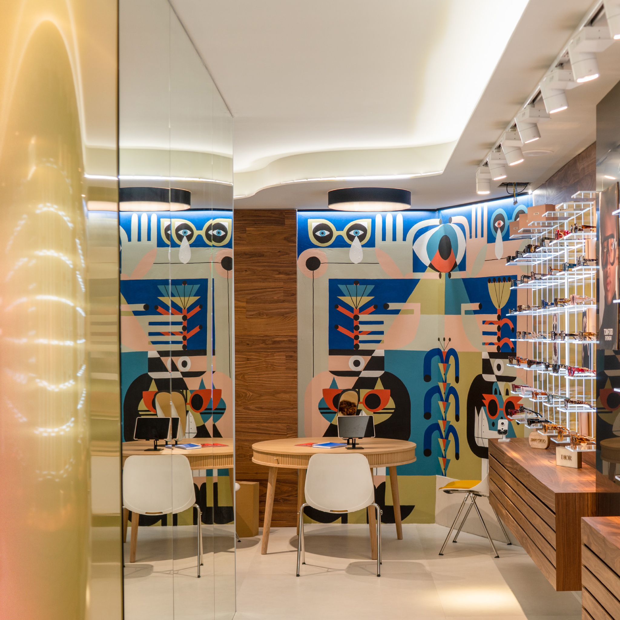 ERCILLA 25 - CENTRAL OPTICA