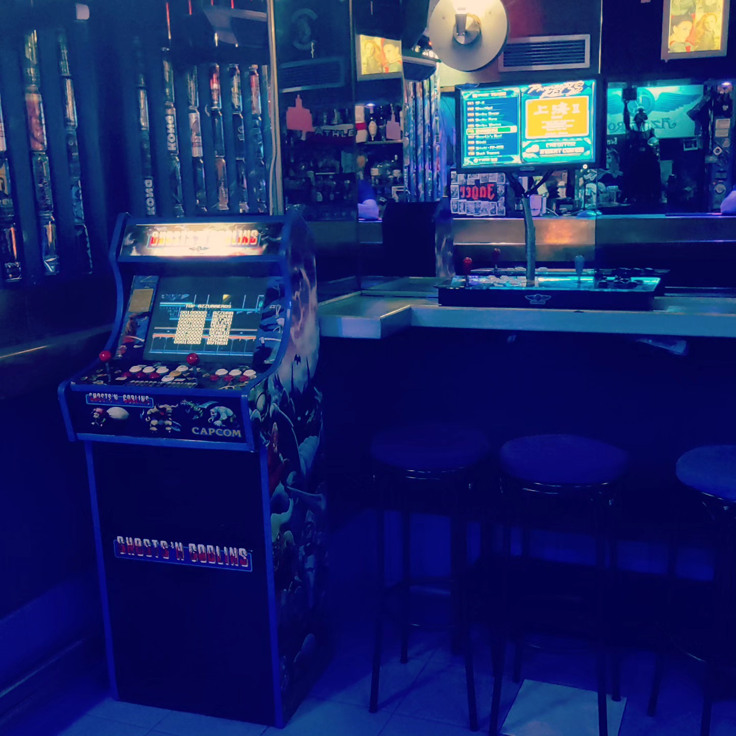 Azzurro Arcade Rock Pub