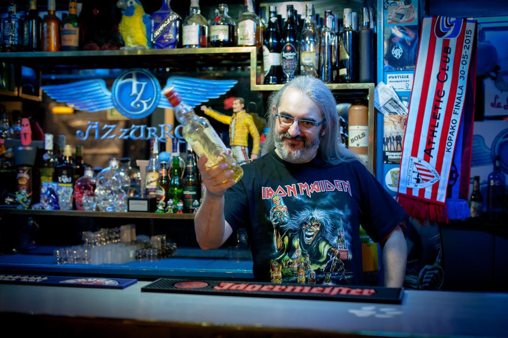 Azzurro Arcade Rock Pub